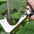 zszywacz ogrodowy do podwiązywania roślin